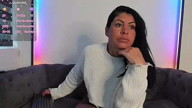 BiancaCruzzz online show from 06-17-26, 03:20