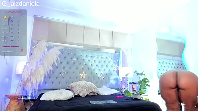 Kaitlyn Brwon online show from 10-01-25, 05:46