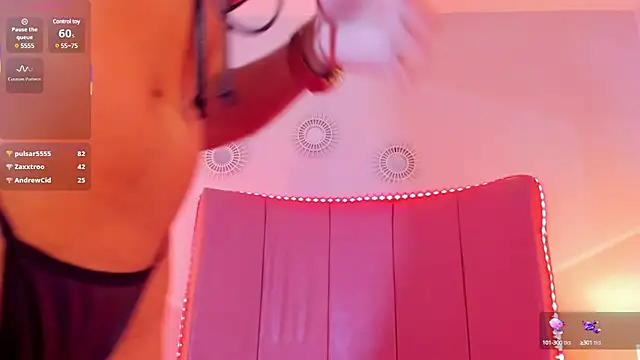 sofia castrillon online show from 02-28-25, 06:43