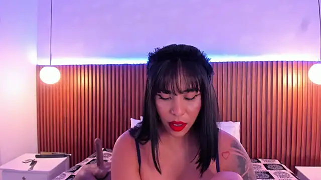 sofia castrillon online show from 10-04-25, 12:25