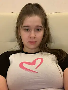 Snapshot of HornyGirlH chatting on 03-12-25, 10:39 HornyGirlH online show from 03-12-25, 10:39