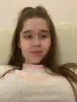 Snapshot of HornyGirlH chatting on 10-04-25, 10:41 HornyGirlH online show from 10-04-25, 10:41