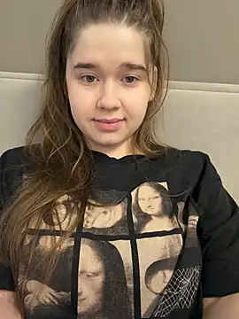 HornyGirlH online show from 04-28-26, 03:44