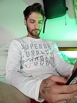 iamxandertv online show from 11-30-25, 01:09