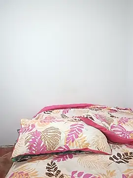 Snapshot of iamemmablake chatting on 01-18-26, 08:12 iamemmablake online show from 01-18-26, 08:12