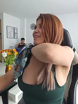 jnilu1227 online show from 03-11-26, 04:13