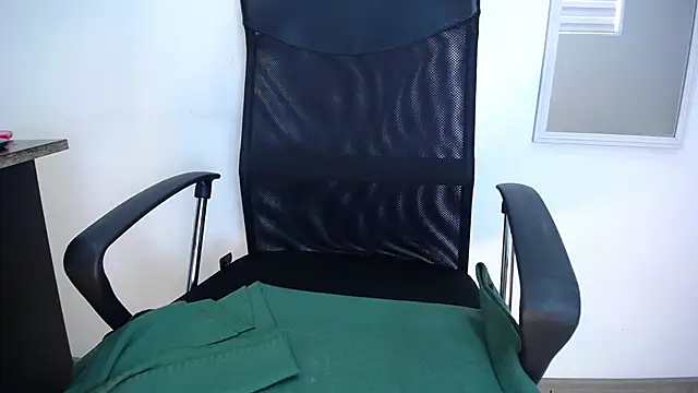 moxa hot online show from 01-14-25, 04:40