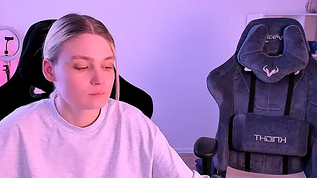 hotblonds online show from 12-13-24, 08:09