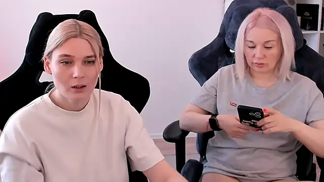 hotblonds online show from 03-15-25, 10:03