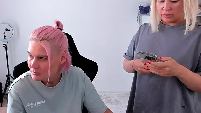 hotblonds online show from 09-27-25, 10:53