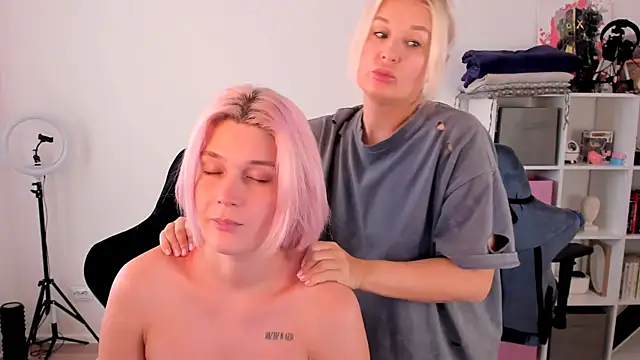 hotblonds online show from 10-10-25, 10:03