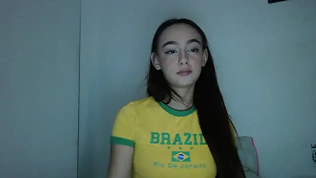 Snapshot of nathaly_bird chatting on 01-31-25, 12:06 nathaly bird online show from 01-31-25, 12:06