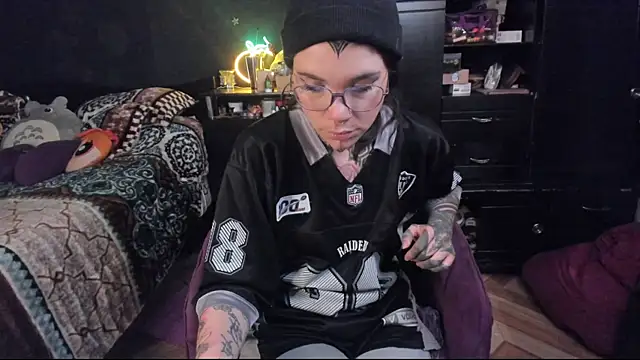 Lilmarieee online show from 02-11-25, 09:46