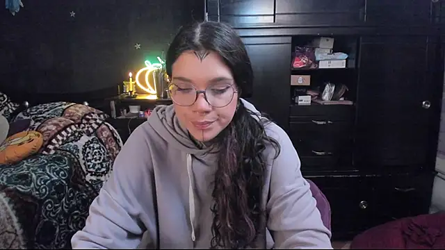 Lilmarieee online show from 02-14-25, 09:53