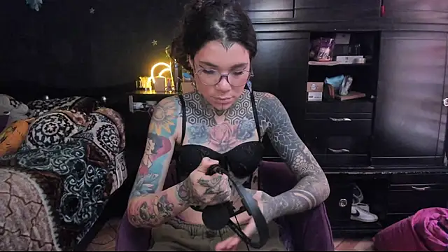 Lilmarieee online show from 02-26-25, 03:19