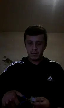 Snapshot of landy20cm chatting on 12-05-24, 04:20 landy20cm online show from 12-05-24, 04:20