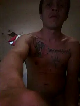 Snapshot of landy20cm chatting on 12-31-24, 08:26 landy20cm online show from 12-31-24, 08:26