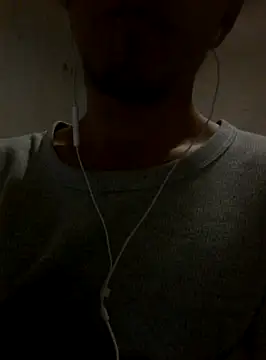 Snapshot of landy20cm chatting on 02-06-25, 03:48 landy20cm online show from 02-06-25, 03:48