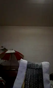 Snapshot of landy20cm chatting on 02-16-25, 05:37 landy20cm online show from 02-16-25, 05:37