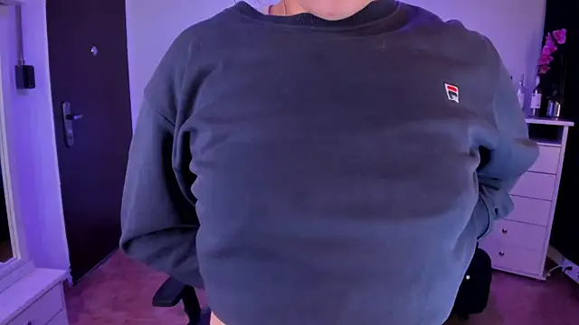 Snapshot of Amaia_Daniells chatting on 01-07-25, 03:35 Amaia Daniells online show from 01-07-25, 03:35