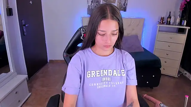 Snapshot of Amaia_Daniells chatting on 01-15-25, 06:01 Amaia Daniells online show from 01-15-25, 06:01