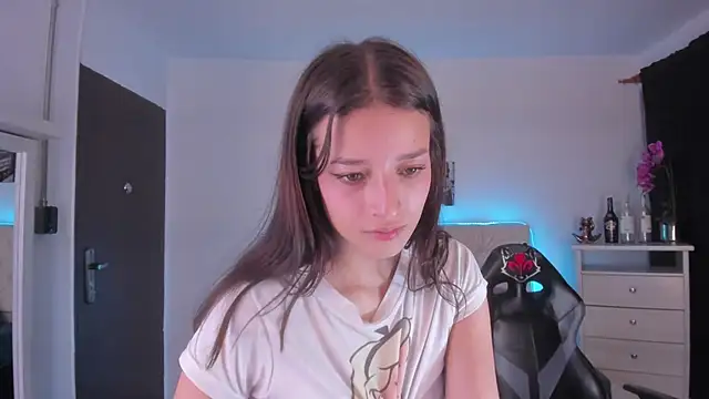 Snapshot of Amaia_Daniells chatting on 01-28-25, 07:22 Amaia Daniells online show from 01-28-25, 07:22