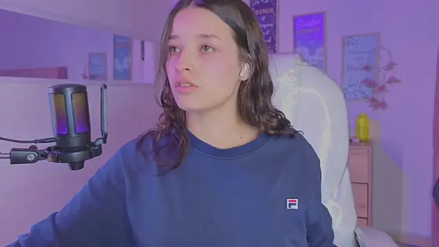 Snapshot of Amaia_Daniells chatting on 09-16-25, 03:40 Amaia Daniells online show from 09-16-25, 03:40