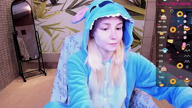 Snapshot of fleximona chatting on 01-18-26, 10:08 fleximona online show from 01-18-26, 10:08