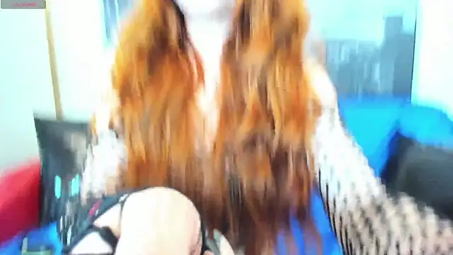 Snapshot of softlysoftlyasbeauty chatting on 01-21-25, 02:05 softlysoftlyasbeauty online show from 01-21-25, 02:05