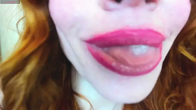 Snapshot of softlysoftlyasbeauty chatting on 03-16-25, 01:27 softlysoftlyasbeauty online show from 03-16-25, 01:27