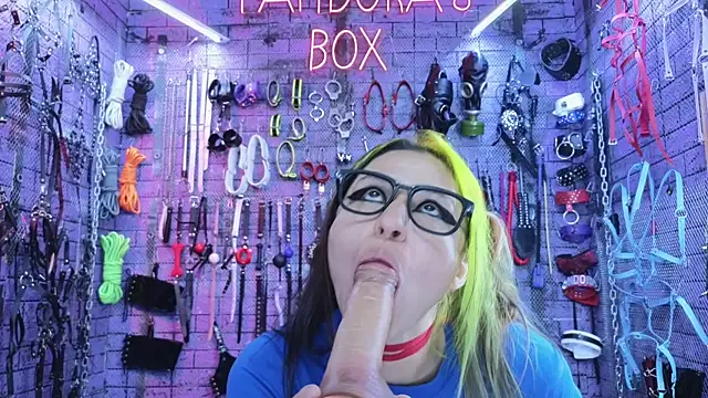 PANDORANEZZ online show from 02-22-25, 01:35