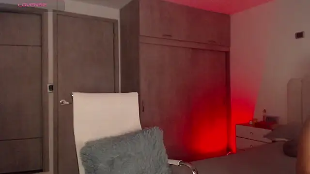 Snapshot of Brown_skin11 chatting on 03-04-26, 09:32 Brown skin11 online show from 03-04-26, 09:32