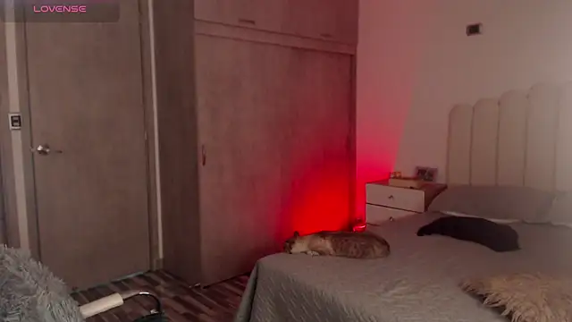 Snapshot of Brown_skin11 chatting on 03-12-26, 09:43 Brown skin11 online show from 03-12-26, 09:43