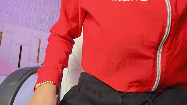 Meghan stonne  online show from 12-14-25, 07:18