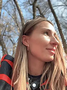 Snapshot of YOUR-KARINA chatting on 03-19-25, 08:55 YOUR-KARINA online show from 03-19-25, 08:55