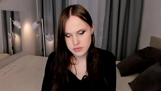 EffieMinki online show from 04-14-26, 08:48