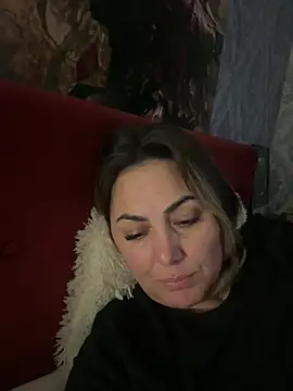 Snapshot of Emma_roqueen chatting on 02-04-25, 10:55 Emma roqueen online show from 02-04-25, 10:55