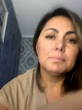 Snapshot of Emma_roqueen chatting on 10-30-25, 11:27 Emma roqueen online show from 10-30-25, 11:27