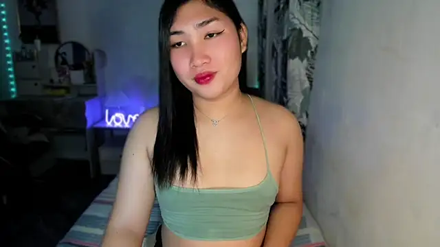 Miss Deliciousness online show from 02-07-25, 03:41