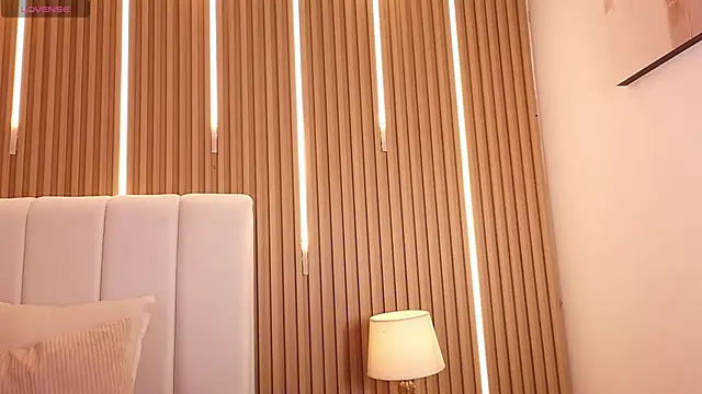 KimSensual  online show from 04-10-26, 12:32