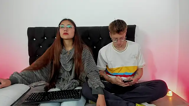 A sexy couple   online show from 11-10-25, 07:46