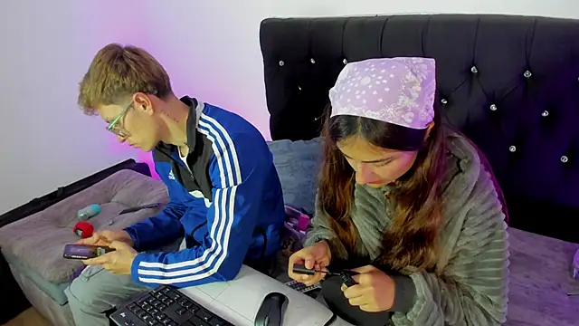 A sexy couple   online show from 11-13-25, 09:25