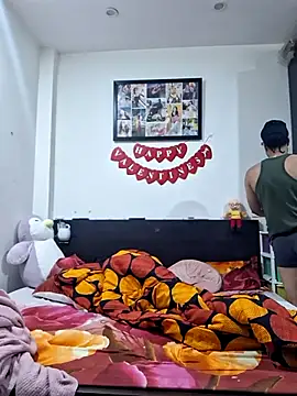 Snapshot of GYMBOY0071 chatting on 10-17-25, 01:46 GYMBOY0071 online show from 10-17-25, 01:46