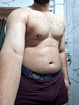 Snapshot of GYMBOY0071 chatting on 11-08-25, 05:34 GYMBOY0071 online show from 11-08-25, 05:34