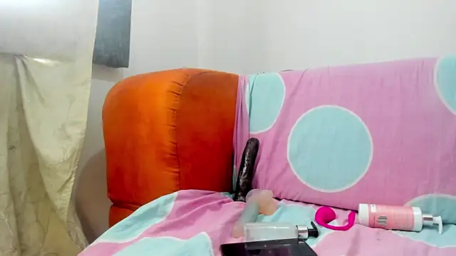 moana taylor online show from 12-17-24, 03:06