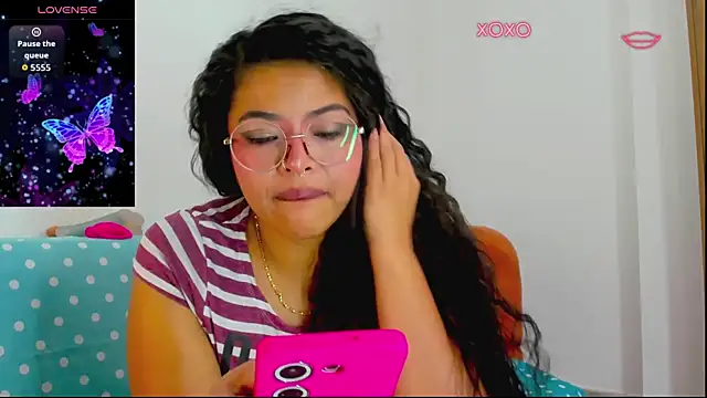 moana taylor online show from 04-27-26, 10:46