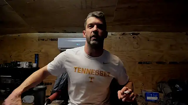 Snapshot of Kenny_Kyle chatting on 02-02-25, 02:59 Kenny Kyle online show from 02-02-25, 02:59