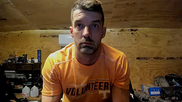 Snapshot of Kenny_Kyle chatting on 02-08-25, 11:55 Kenny Kyle online show from 02-08-25, 11:55