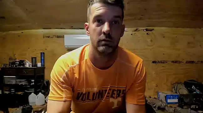 Snapshot of Kenny_Kyle chatting on 02-09-25, 06:11 Kenny Kyle online show from 02-09-25, 06:11