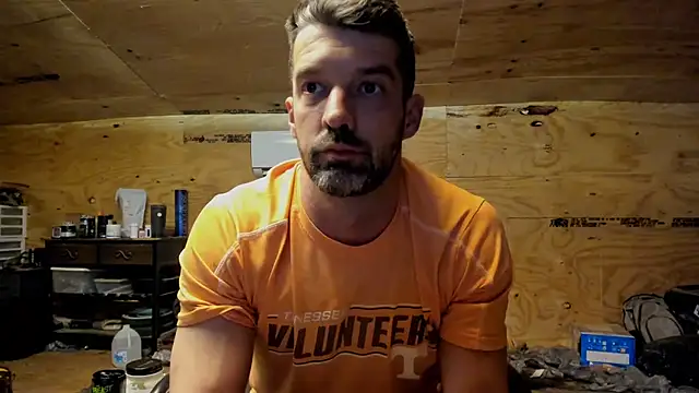 Snapshot of Kenny_Kyle chatting on 02-17-25, 02:09 Kenny Kyle online show from 02-17-25, 02:09